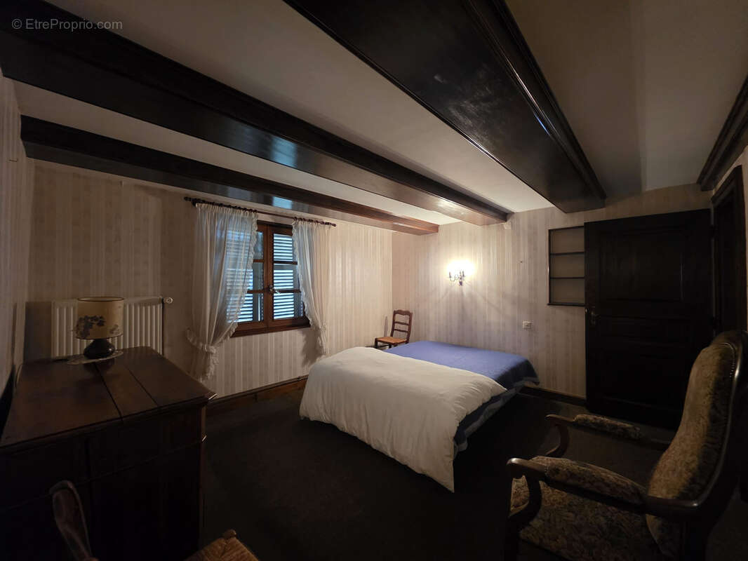 Maison à WOLFERSDORF