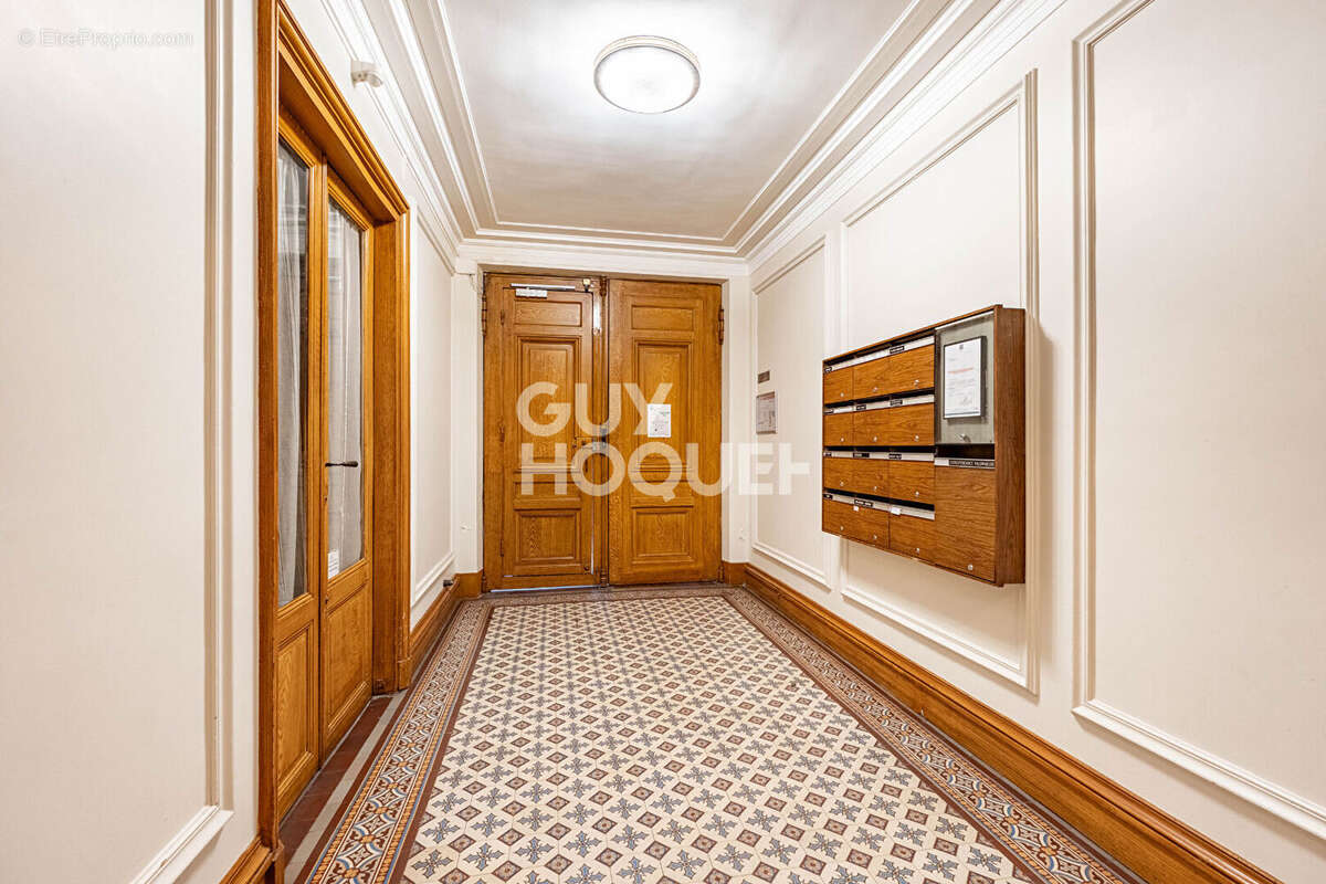 Appartement à ASNIERES-SUR-SEINE