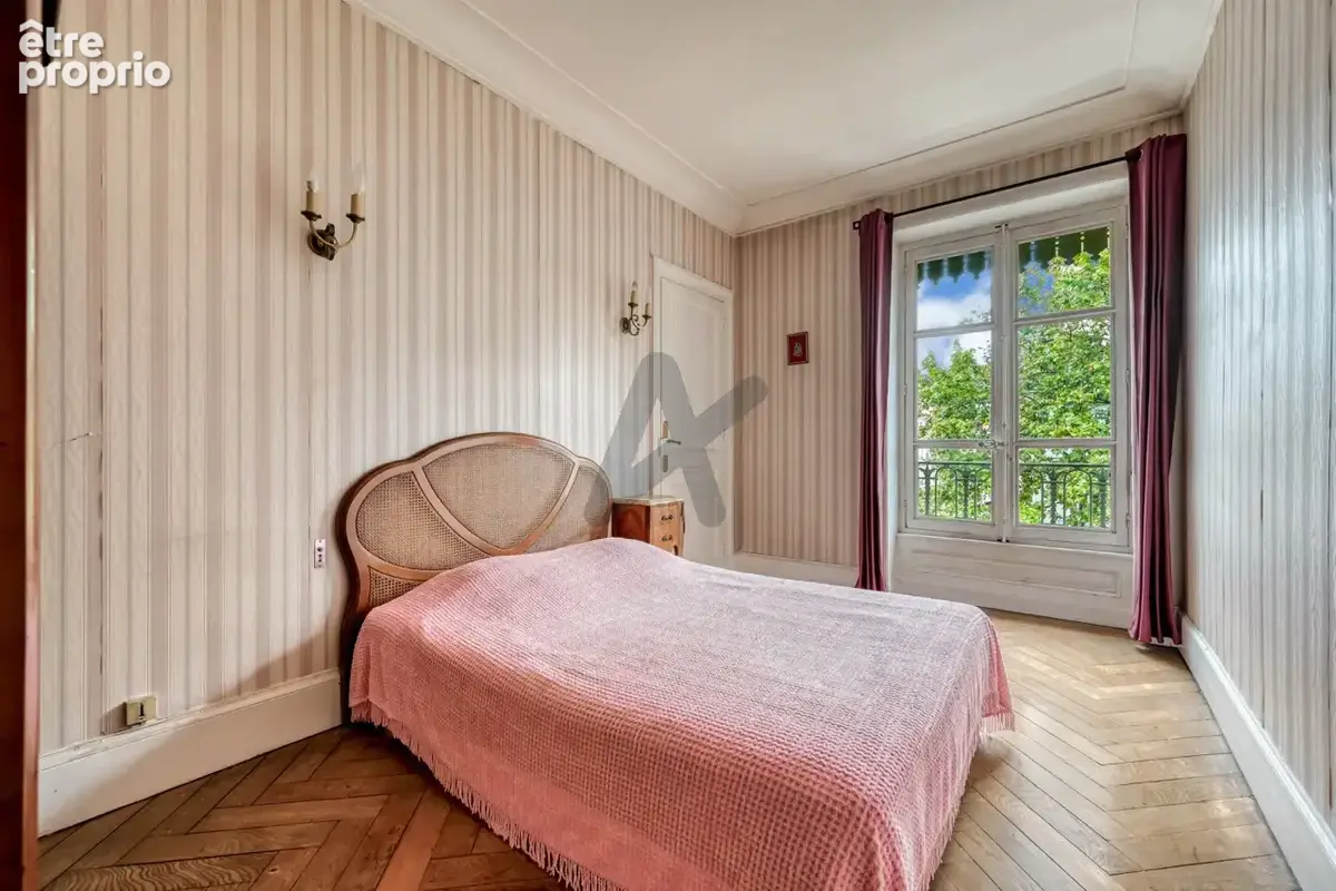 Lyon 7 - Jean-Macé: Un appartement T2 de 52m2 en étage élevé avec vue dégagée. - photo 8