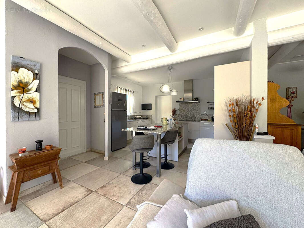 Maison à GOUDARGUES