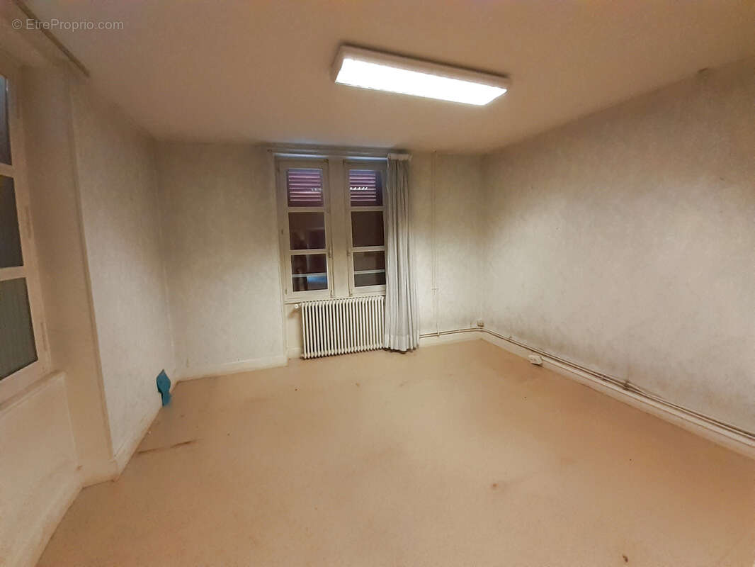 Maison à BOURBON-L&#039;ARCHAMBAULT