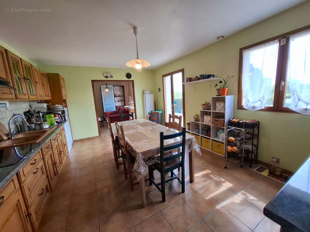 Maison à COULOMMIERS