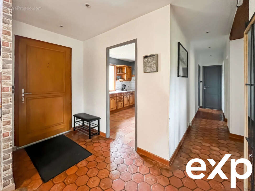 Maison à NEUFCHATEL-EN-BRAY