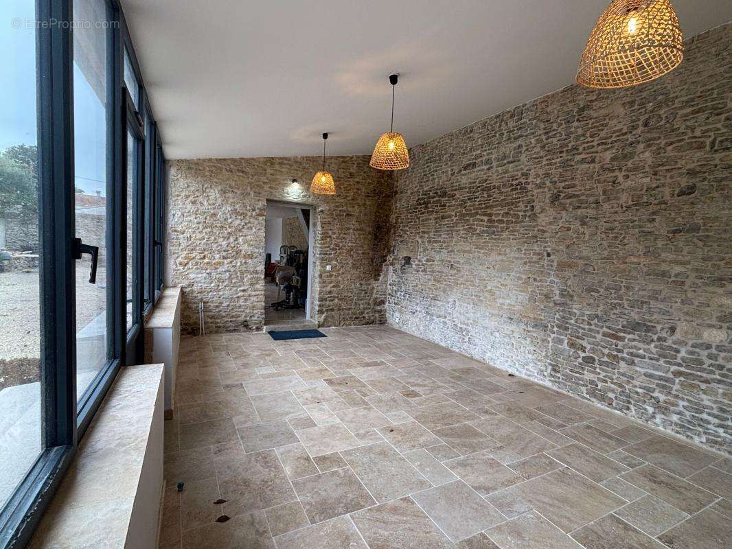 Propriété d’exception au cœur du village de Saint-Georges-d’Oléron - photo 30