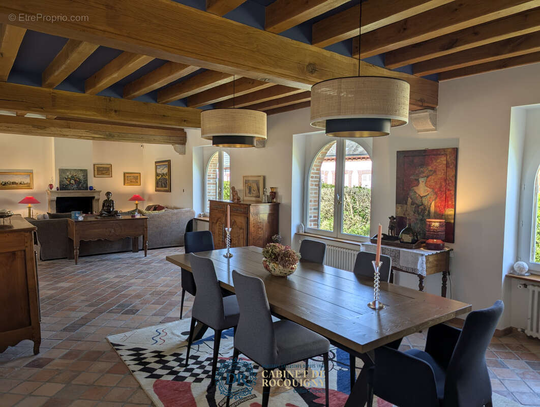 Maison à PIERREFITTE-SUR-SAULDRE