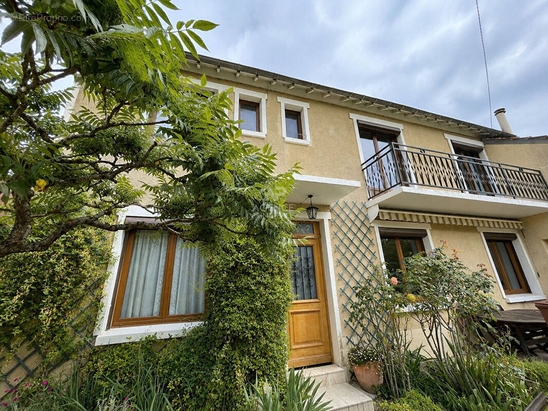 Maison à VIROFLAY