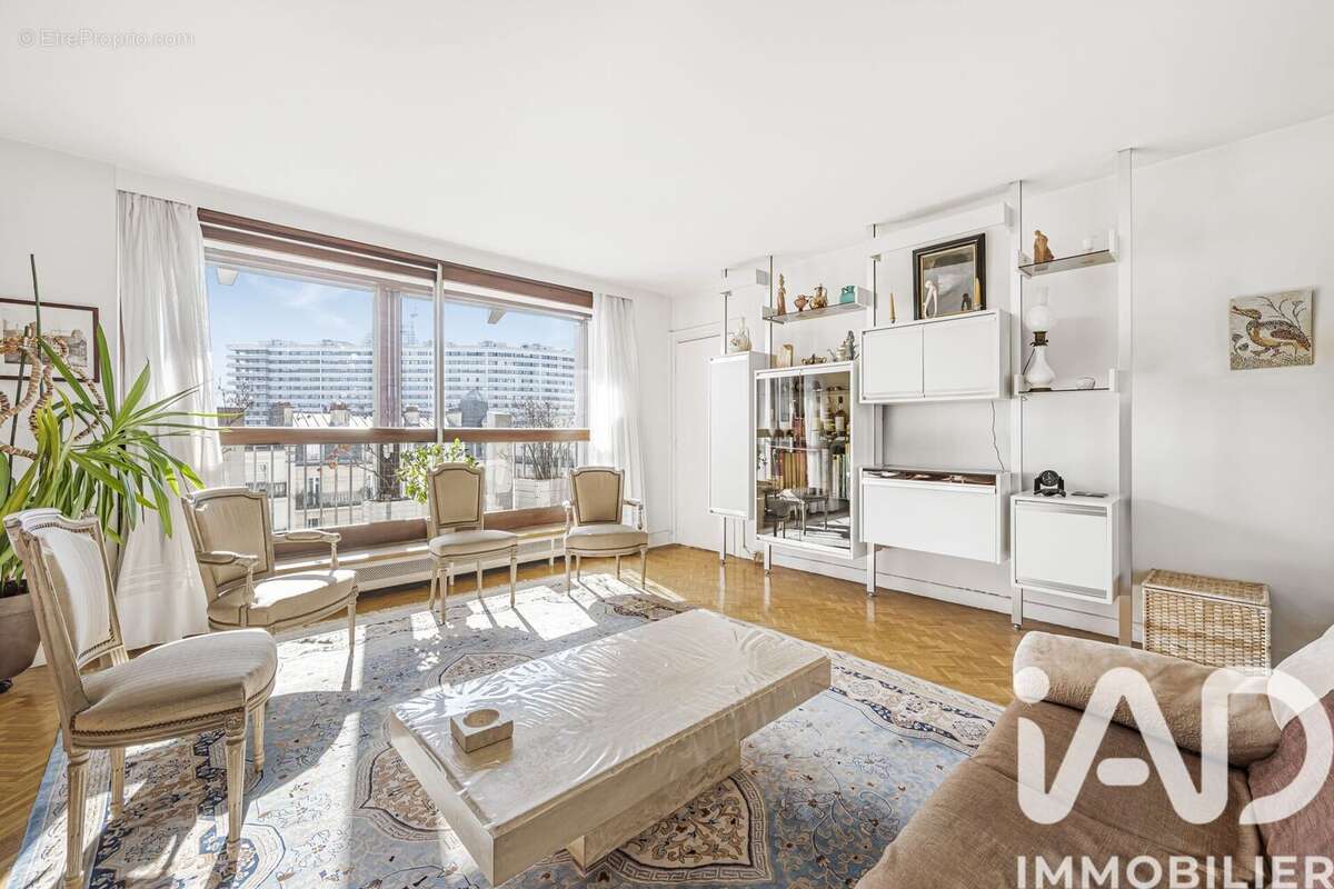 Photo 2 - Appartement à PARIS-15E