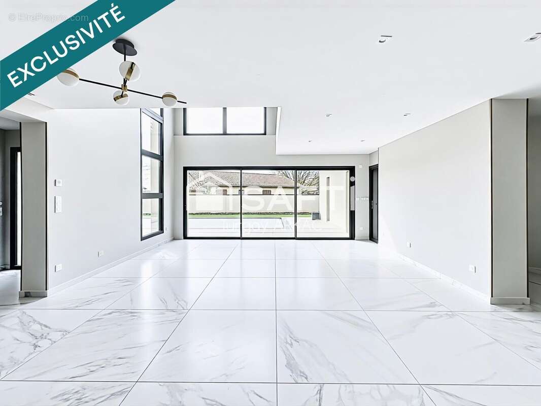 Photo 3 - Maison à BOURGOIN-JALLIEU