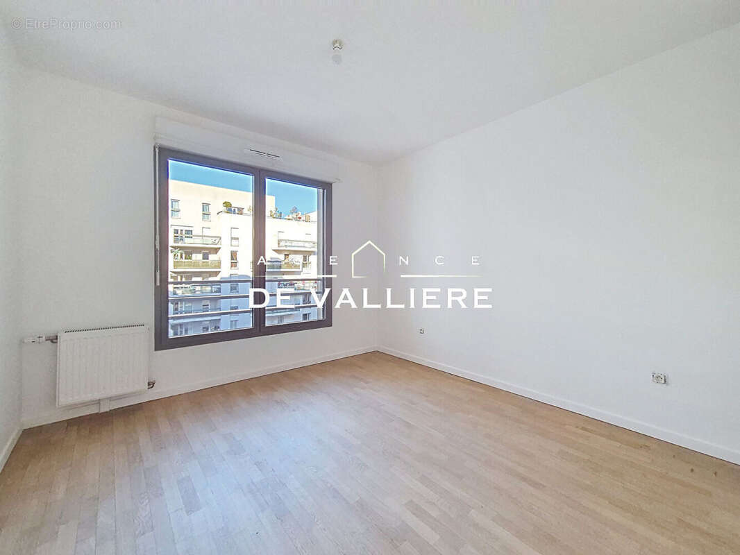 Appartement à NANTERRE