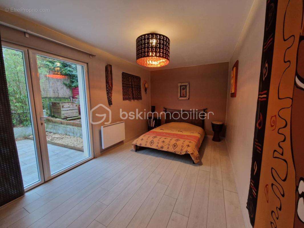 Maison à LA TOUR-DU-PIN