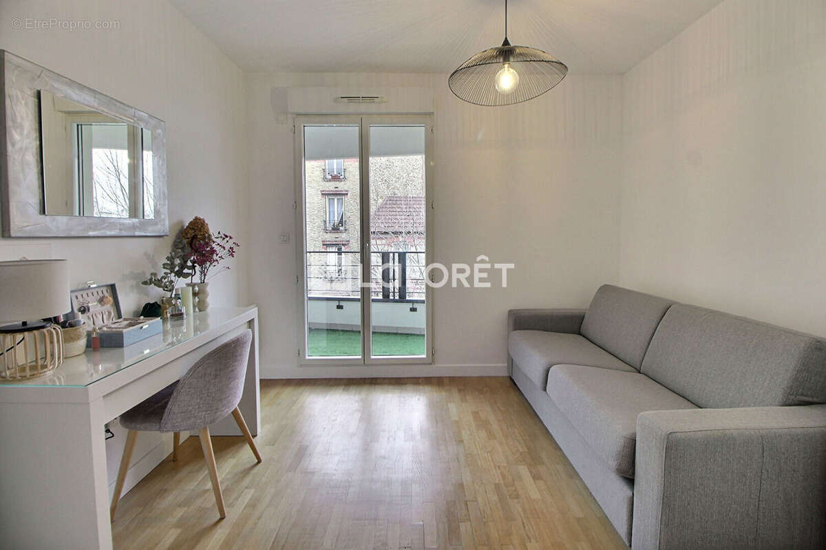 Appartement à SURESNES