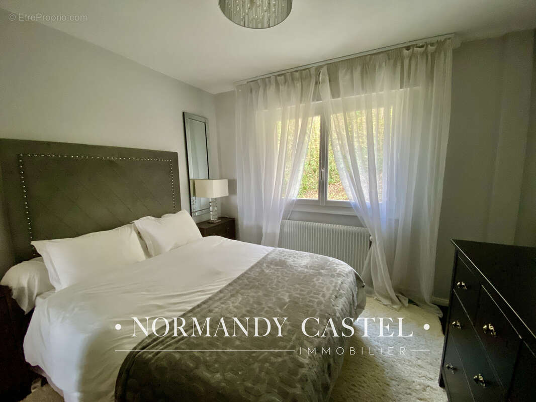 Appartement à TROUVILLE-SUR-MER