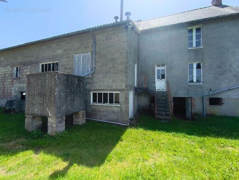 Maison à MESSAC