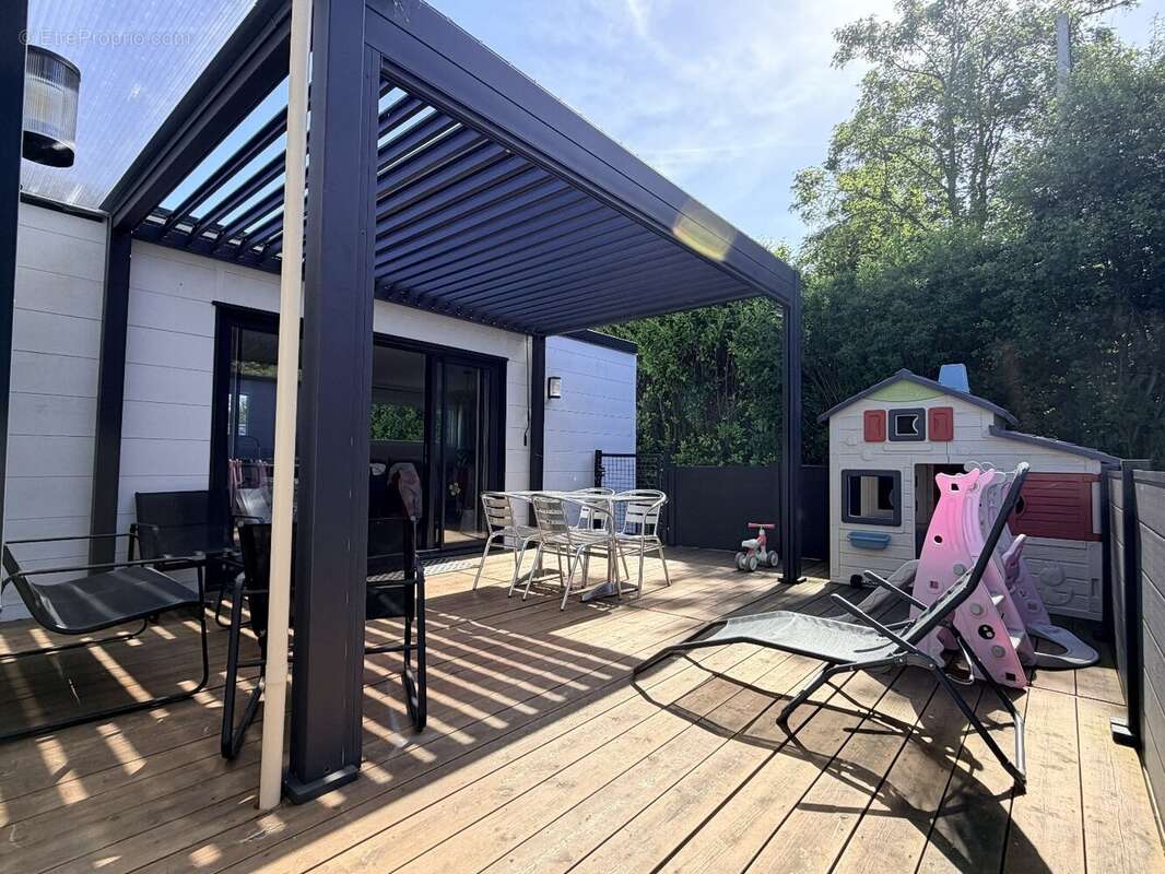 Maison à OUISTREHAM
