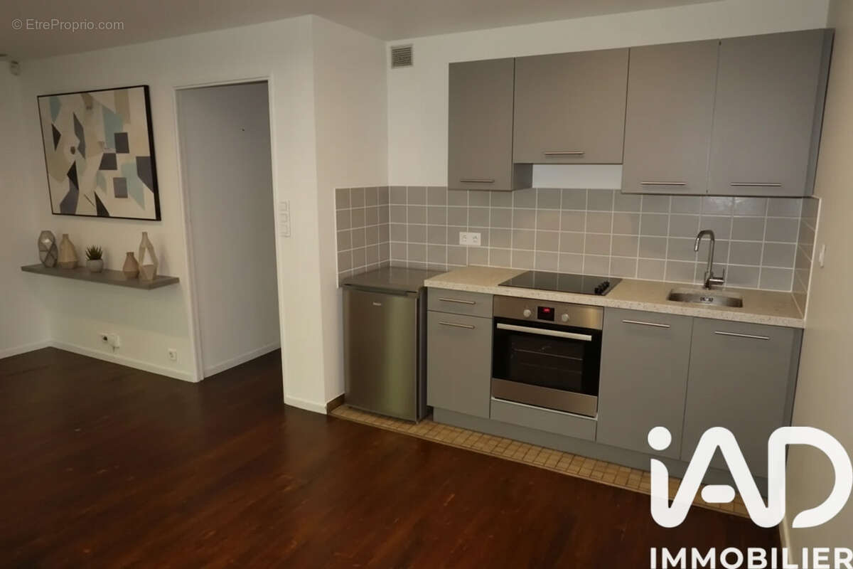 Appartement 26 m² à Torcy  - photo 9