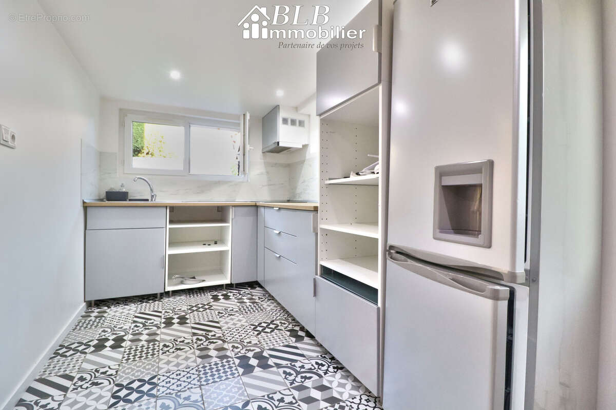 Maison à LE PERRAY-EN-YVELINES