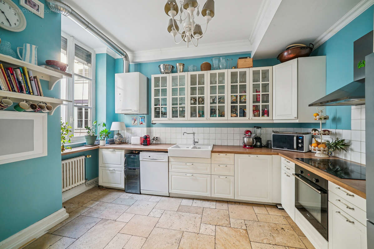 Appartement à LYON-1E