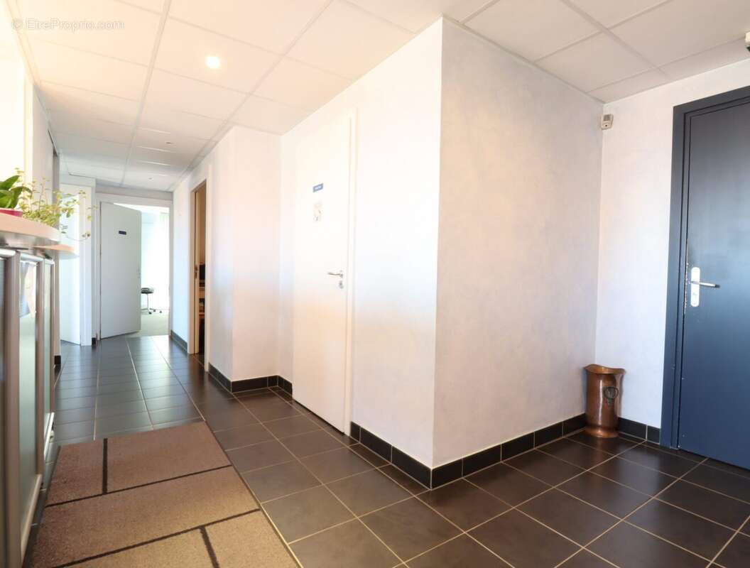 Commerce 88 m² à Haguenau  - photo 3