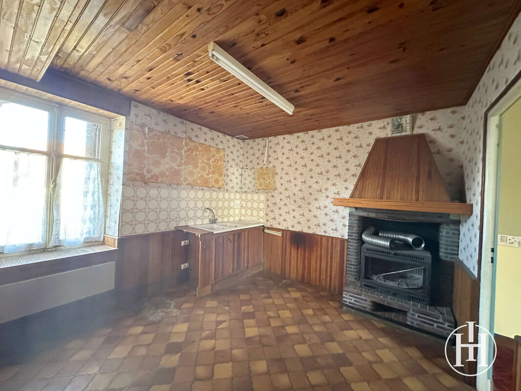 Maison à PREVERANGES