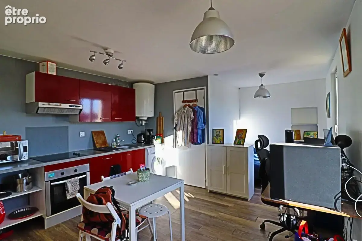 Immeuble de rapport 100 m² — 4 lots meublés — Rentabilité brute 13,5 % — Saint-Satur - photo 13