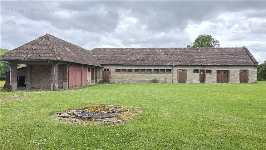 Maison à BUCHY