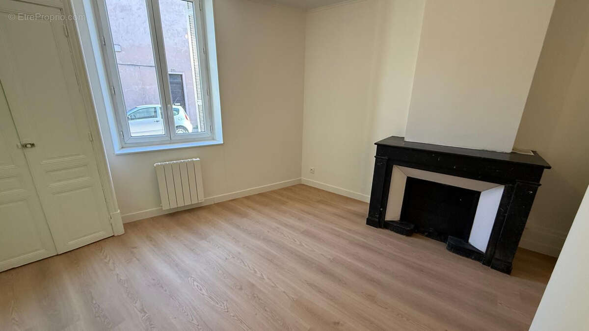 Appartement à ROMANS-SUR-ISERE