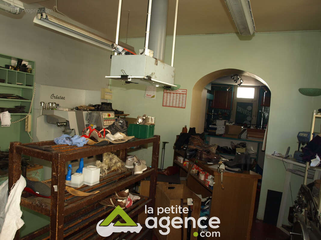 Commerce à COSNE-COURS-SUR-LOIRE