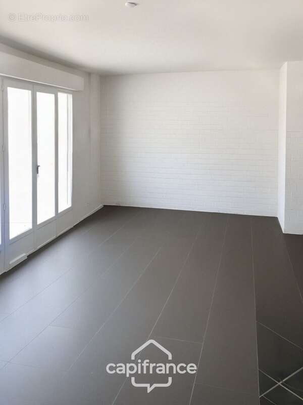Appartement à vendre 3 pièces + terrasse TOULON (83) - photo 4