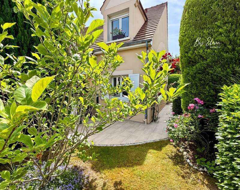 Maison à BUSSY-SAINT-GEORGES