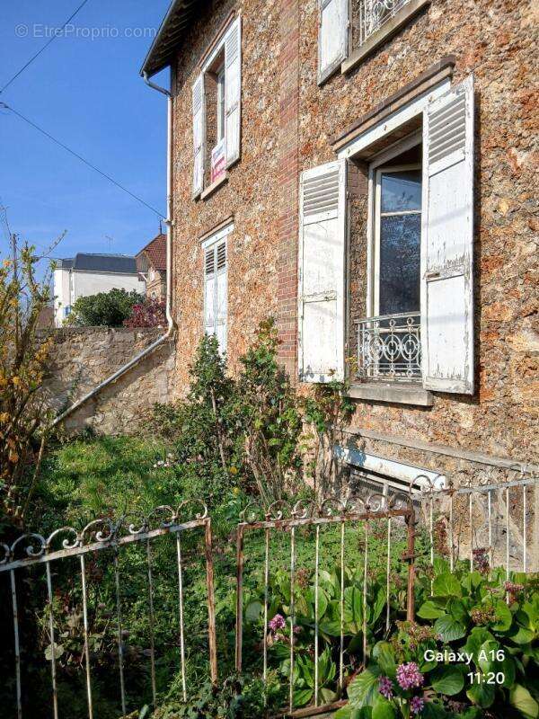 Maison à MEULAN