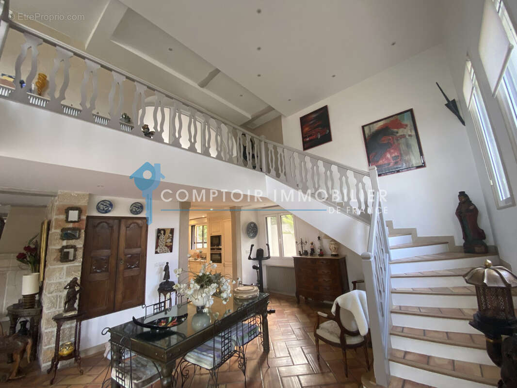 Maison à MANDELIEU-LA-NAPOULE
