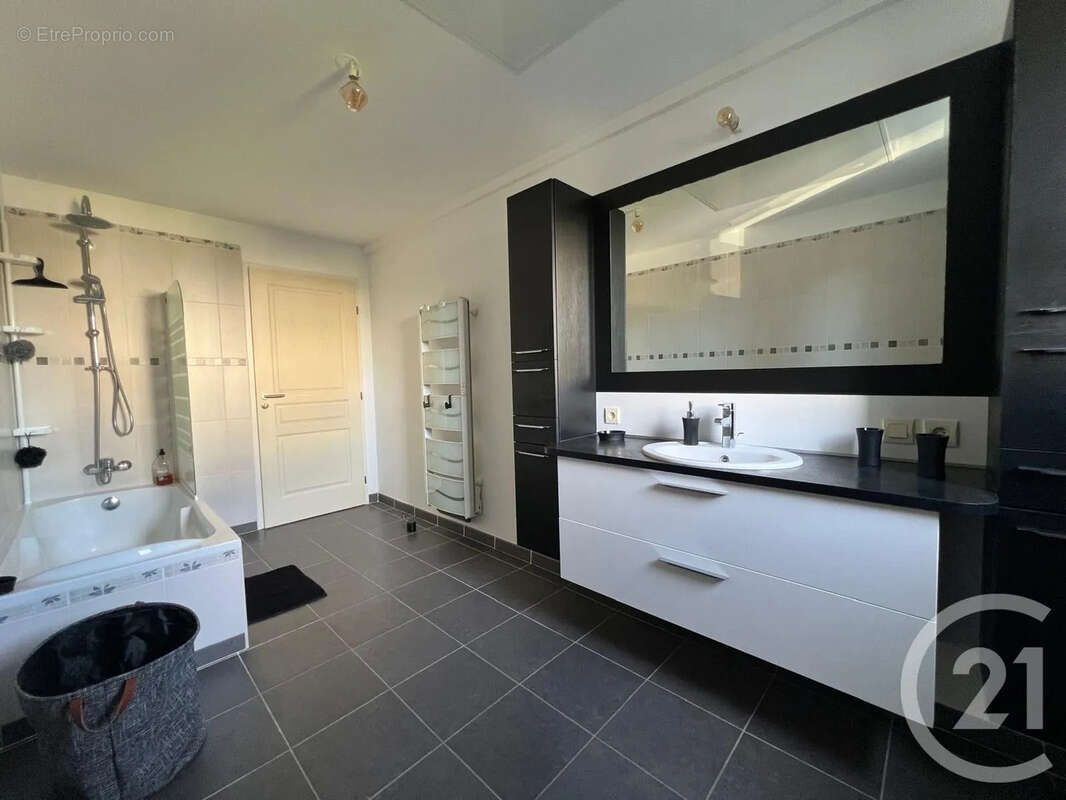 Appartement à BIGUGLIA