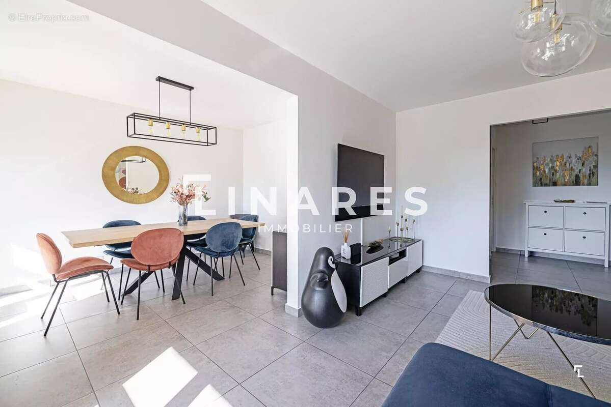 Appartement à MARSEILLE-12E