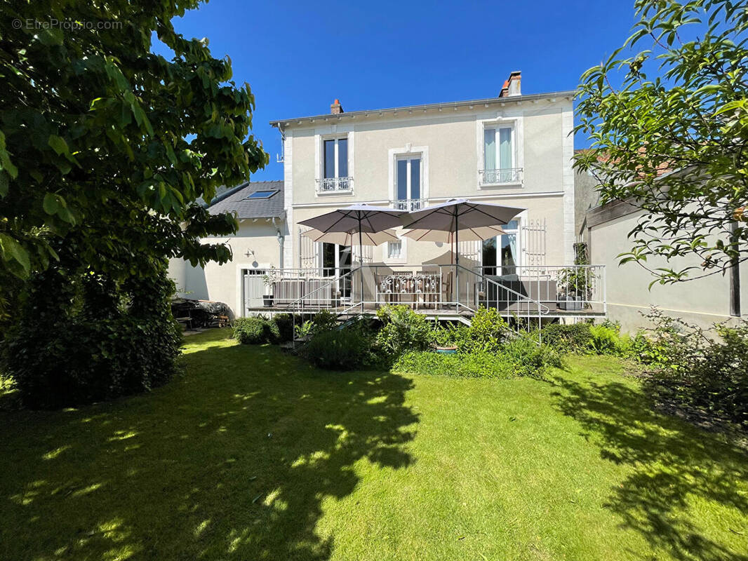 Maison à GRISY-SUISNES