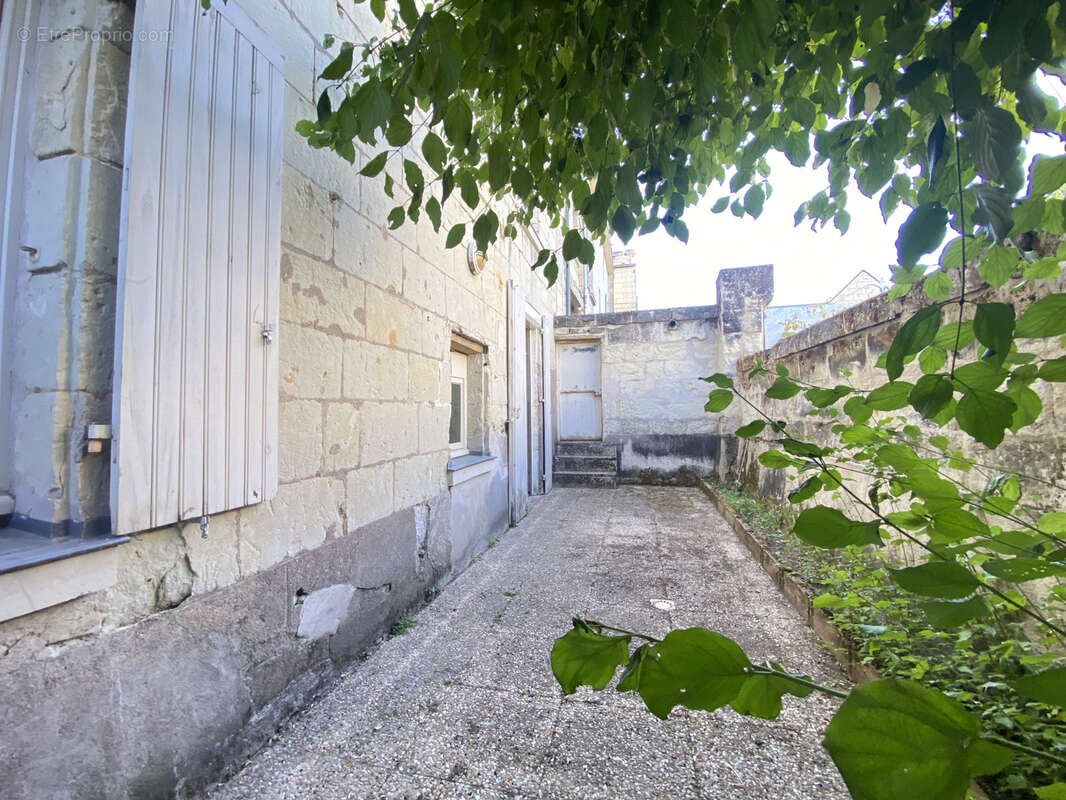 Maison à FONTEVRAUD-L'ABBAYE