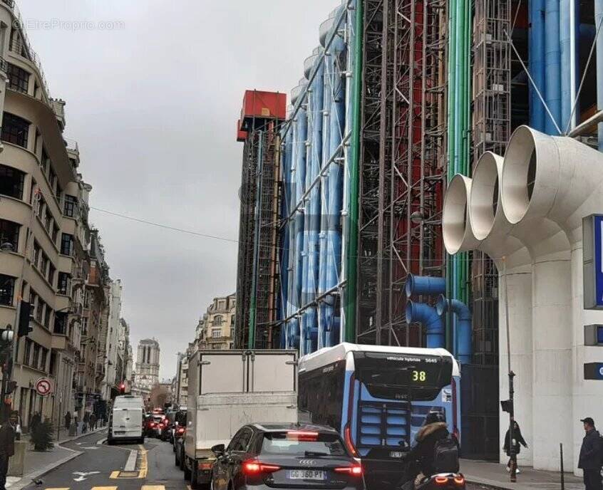 Commerce à PARIS-3E