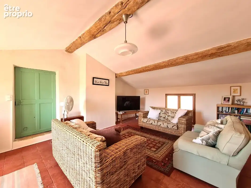 Maison de village de caractère avec 3 chambres et terrasse. - photo 8