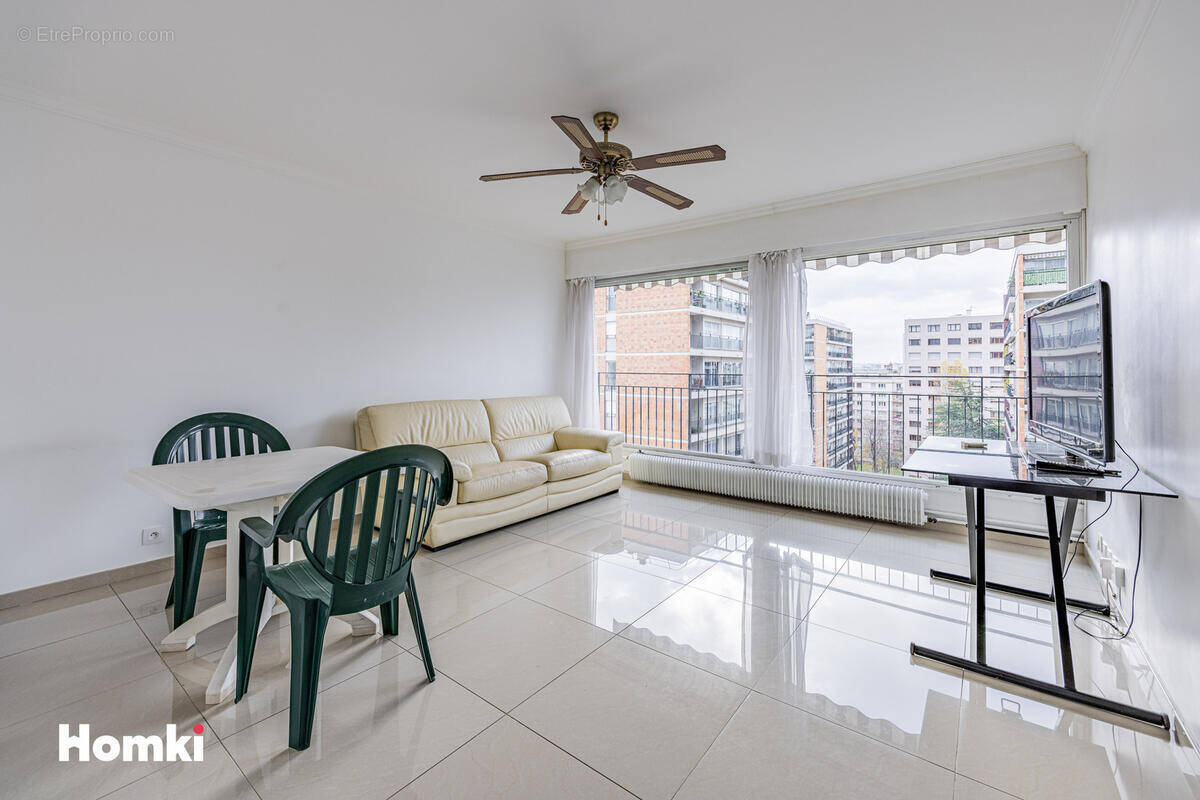 Appartement à PARIS-11E