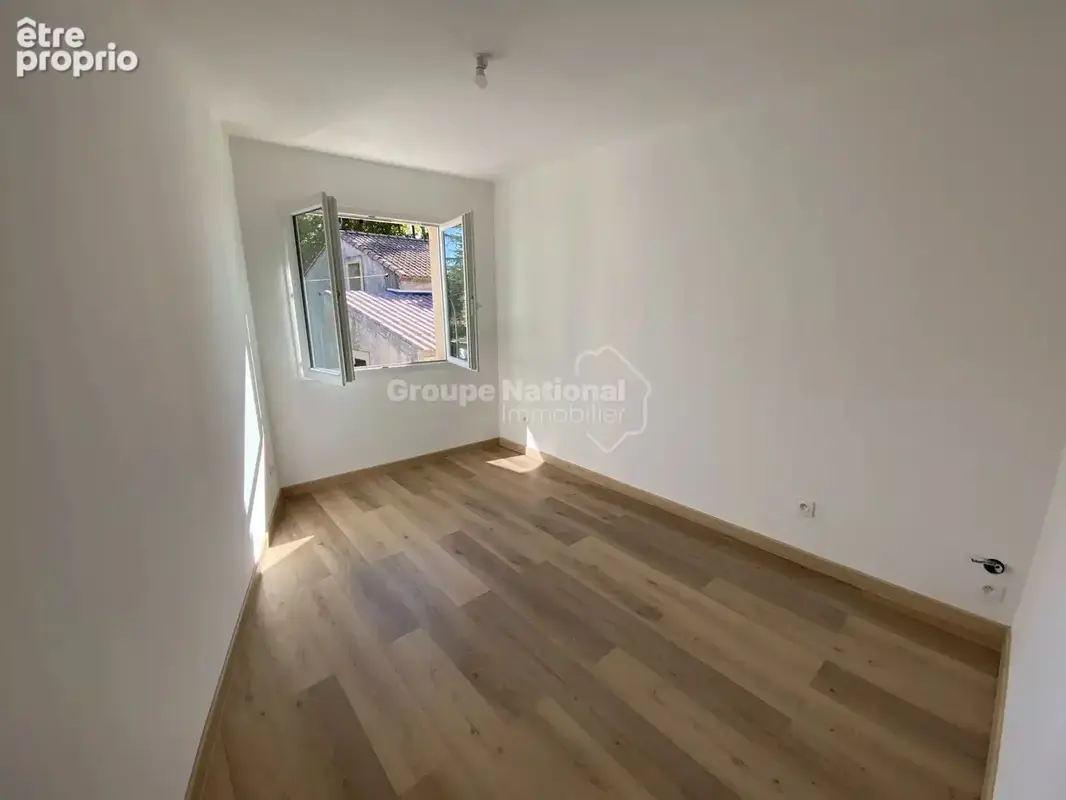 Appartement T4 - photo 9