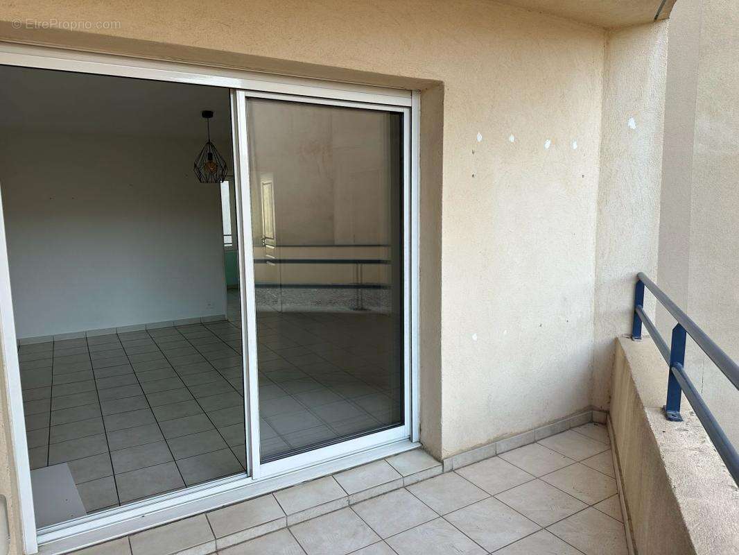 Appartement à SIX-FOURS-LES-PLAGES