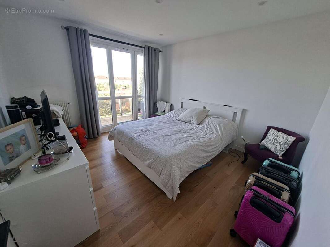 Appartement à LE BOURGET