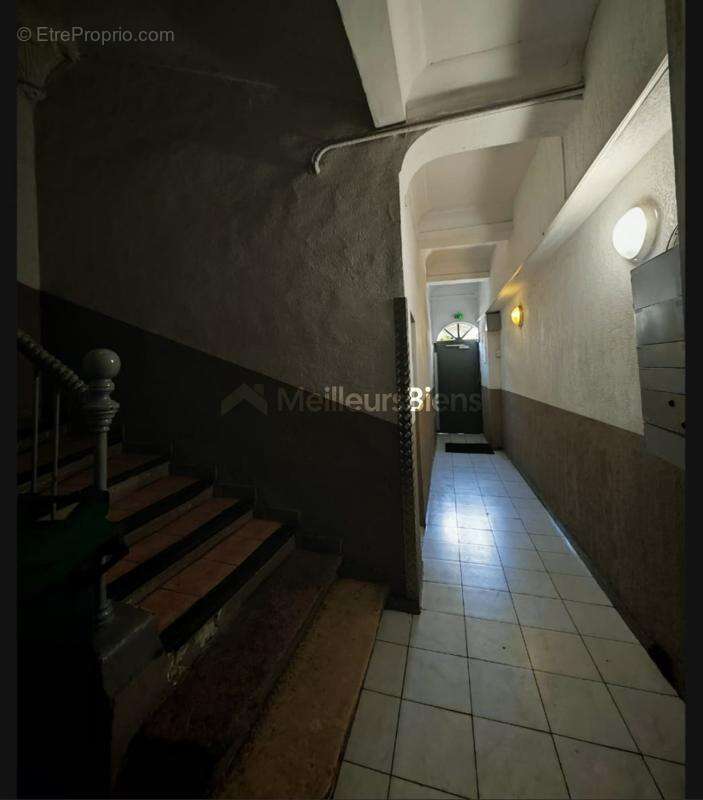  opportunité d'investissement — immeuble de rapport haut rendement 83000 toulon (plein centre) - photo 2
