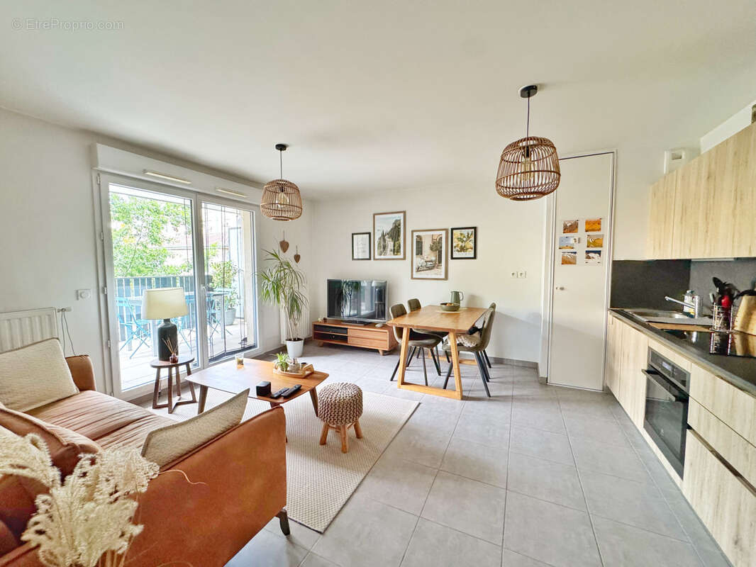 Appartement à OULLINS