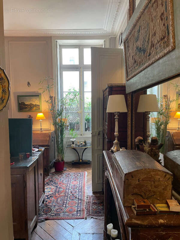 Appartement à VERSAILLES