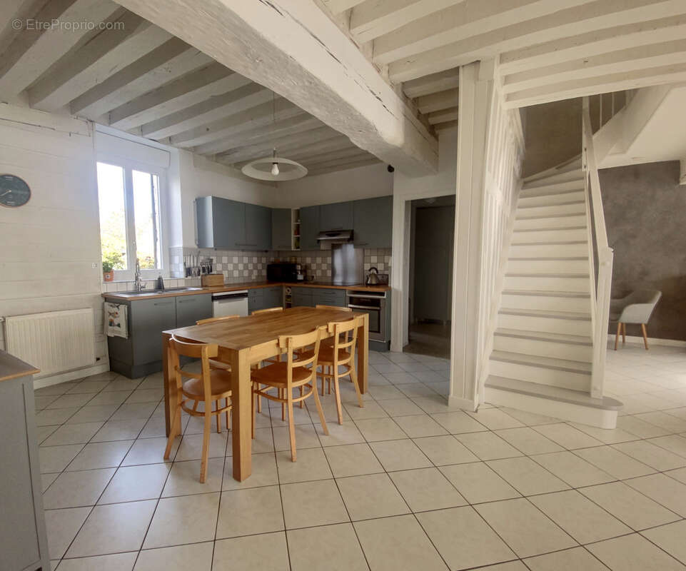 Maison à MEUNG-SUR-LOIRE