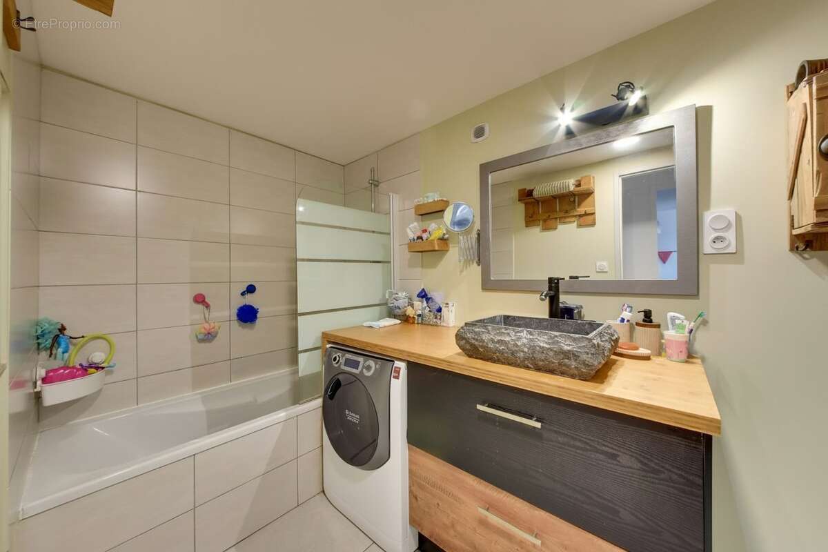 Appartement à CLAIX