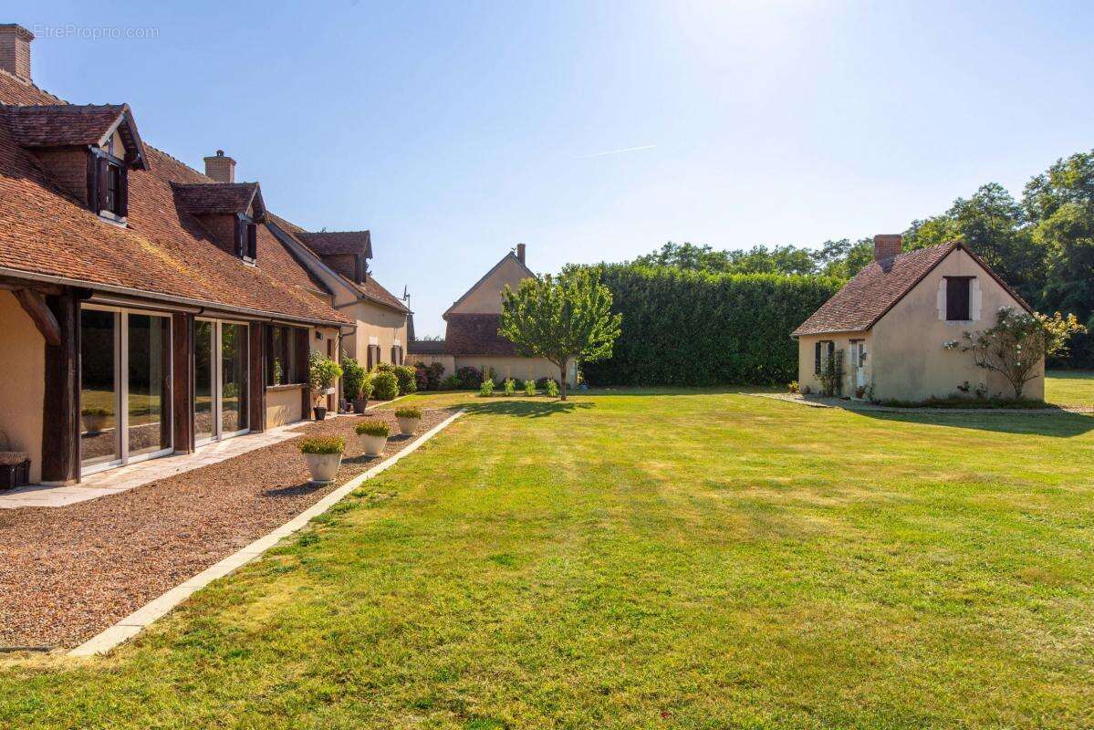 Maison à COUDDES