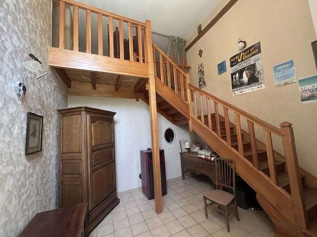 Maison à COSNE-COURS-SUR-LOIRE