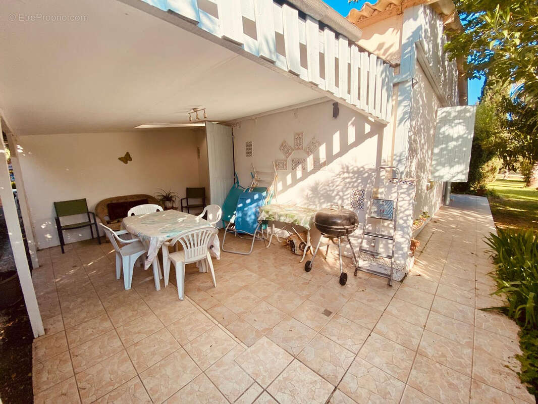 Maison à SAINT-CYPRIEN
