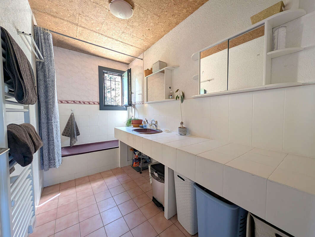 Maison à SAULGE-L'HOPITAL